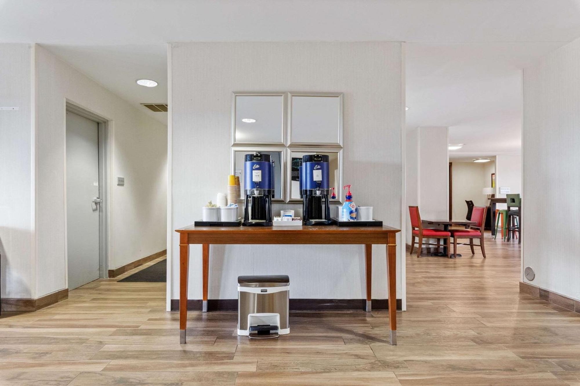 Allentown Park Hotel, Ascend Hotel Collection Fogelsville Екстер'єр фото